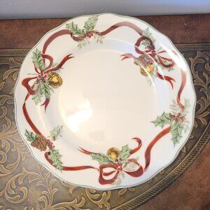 Noble Excellence HOLLY BELLS Soup Bowl 9.5" Holly Bows Pinecones Bells